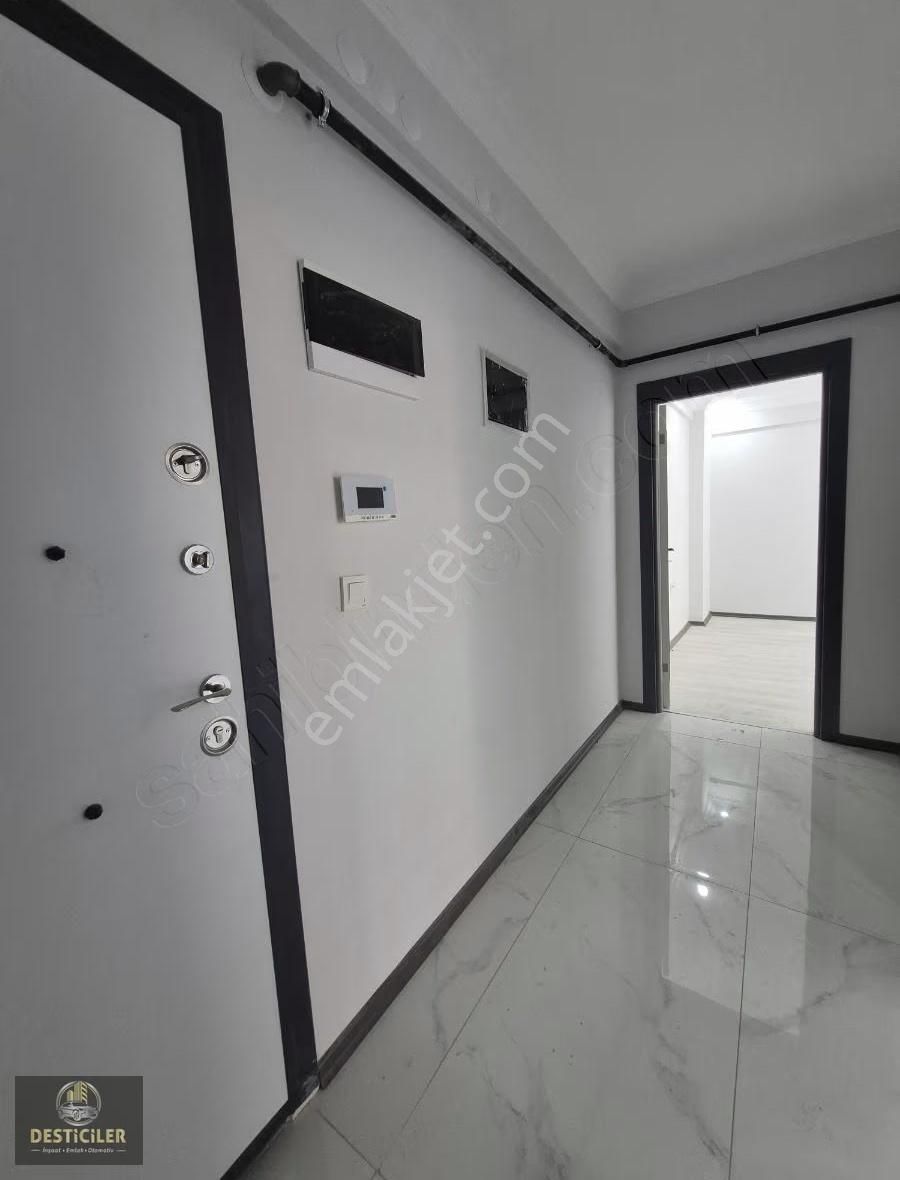 Hg-158 Ertaş Cd. Ve Kapalı Pazar Yakını 3+1 Arakat Sıfır Daire - Görsel 3