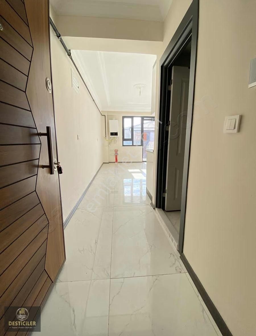 Au-şehir Hastanesine 1dk Mesafede,güvenlikli,site İçi 1+1 Daire - Görsel 2