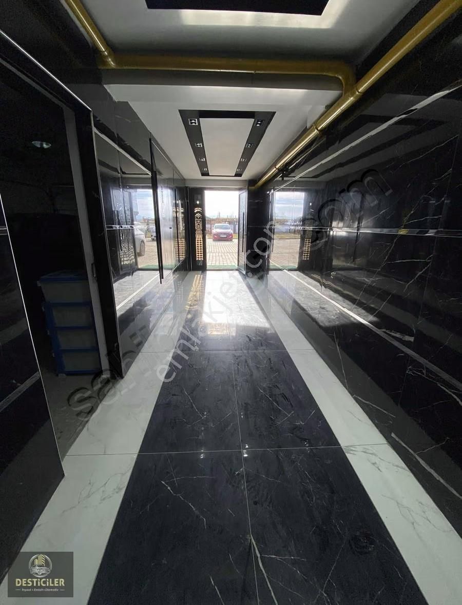 Au-şehir Hastanesine 1dk Mesafede,güvenlikli,site İçi 1+1 Daire - Görsel 3