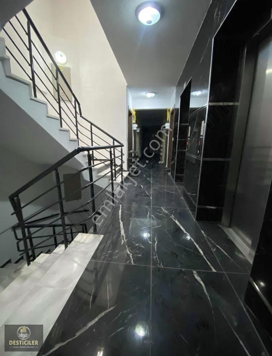 Au-şehir Hastanesine 1dk Mesafede,güvenlikli,site İçi 1+1 Daire - Görsel 5