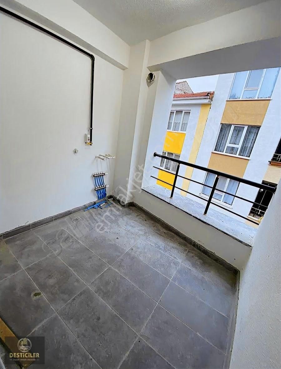 Au-yıldıztepe Ali Çetinkaya Cad.yakını -özel Garajlı-105m2 2+1 - Görsel 5