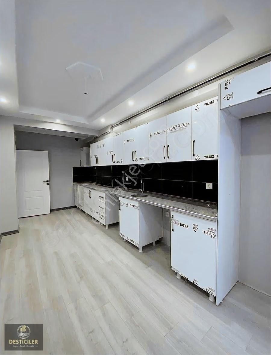 Au-yıldıztepe Ali Çetinkaya Cad.yakını -özel Garajlı-105m2 2+1 - Görsel 2