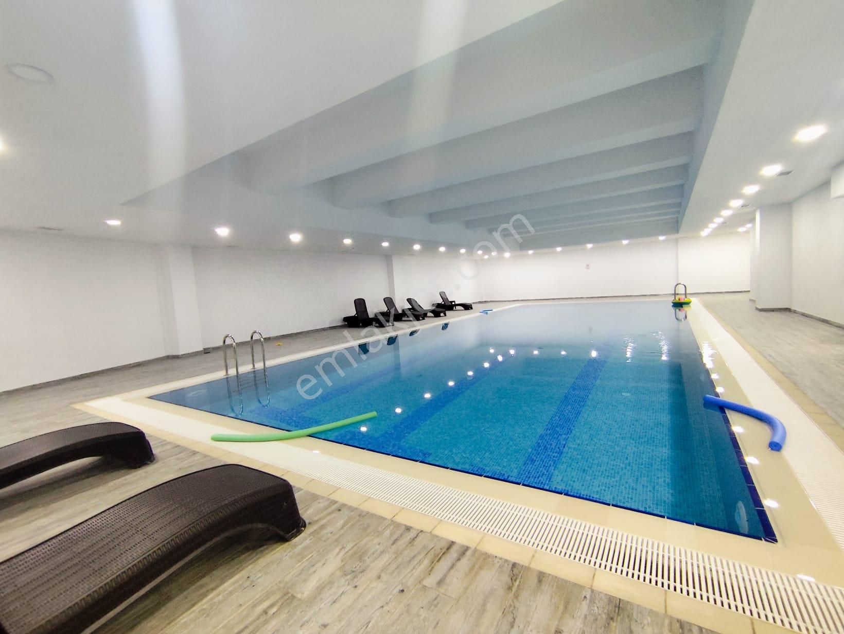 Mertcan Dan Royal Garden Sitesinden 2+1 Ebeveyn Banyolu - İskanlı Fırsat - Görsel 26