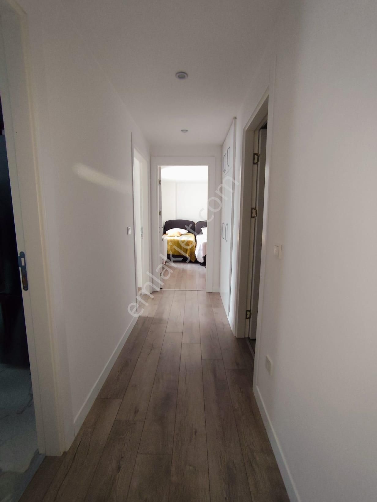 Mertcan Dan Royal Garden Sitesinden 2+1 Ebeveyn Banyolu - İskanlı Fırsat - Görsel 16