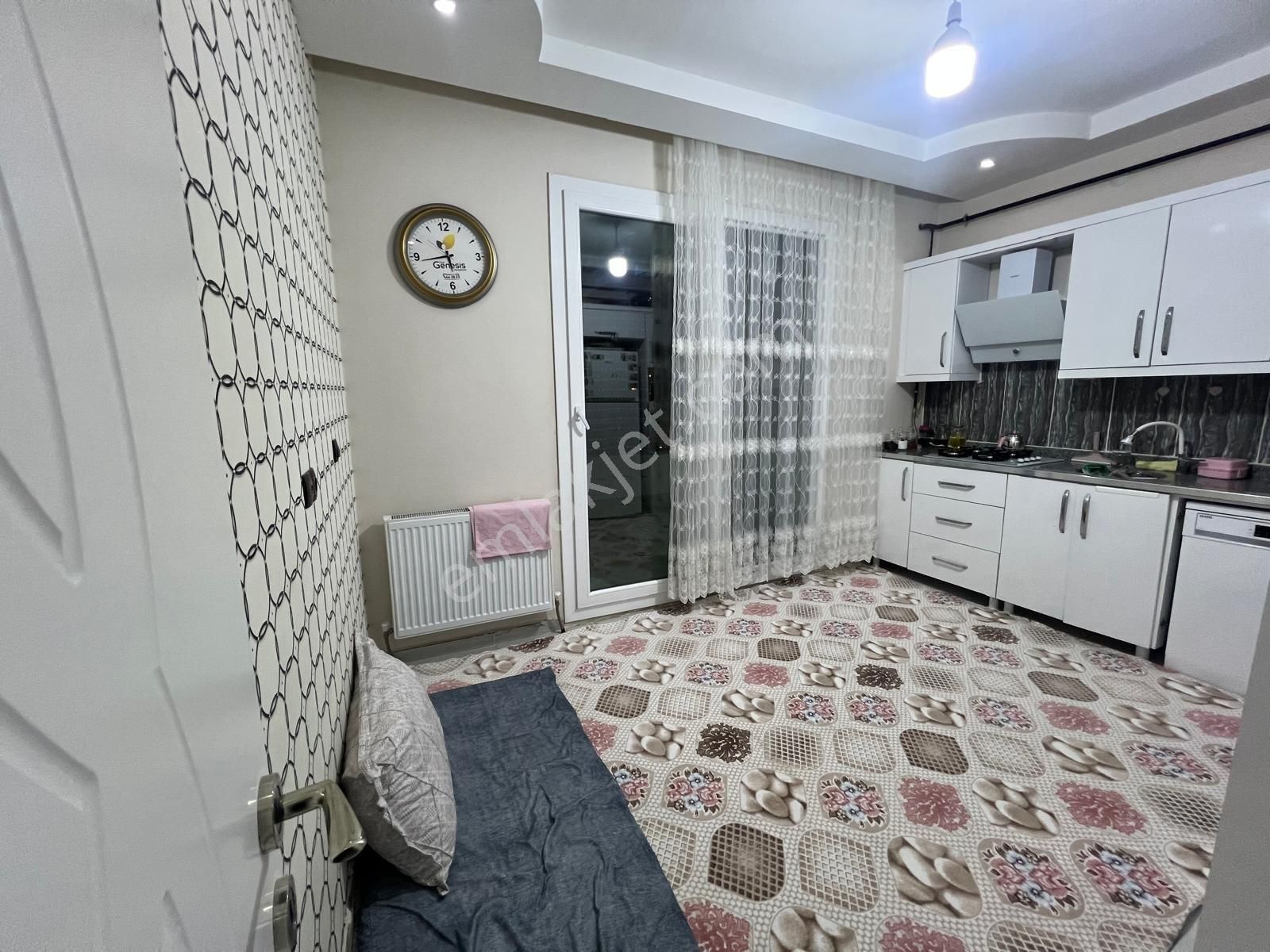 Makrolife Gayrimenkul'den Bağcılar Heskif Caddesinde Satılık 2,5+1 Daire - Görsel 9