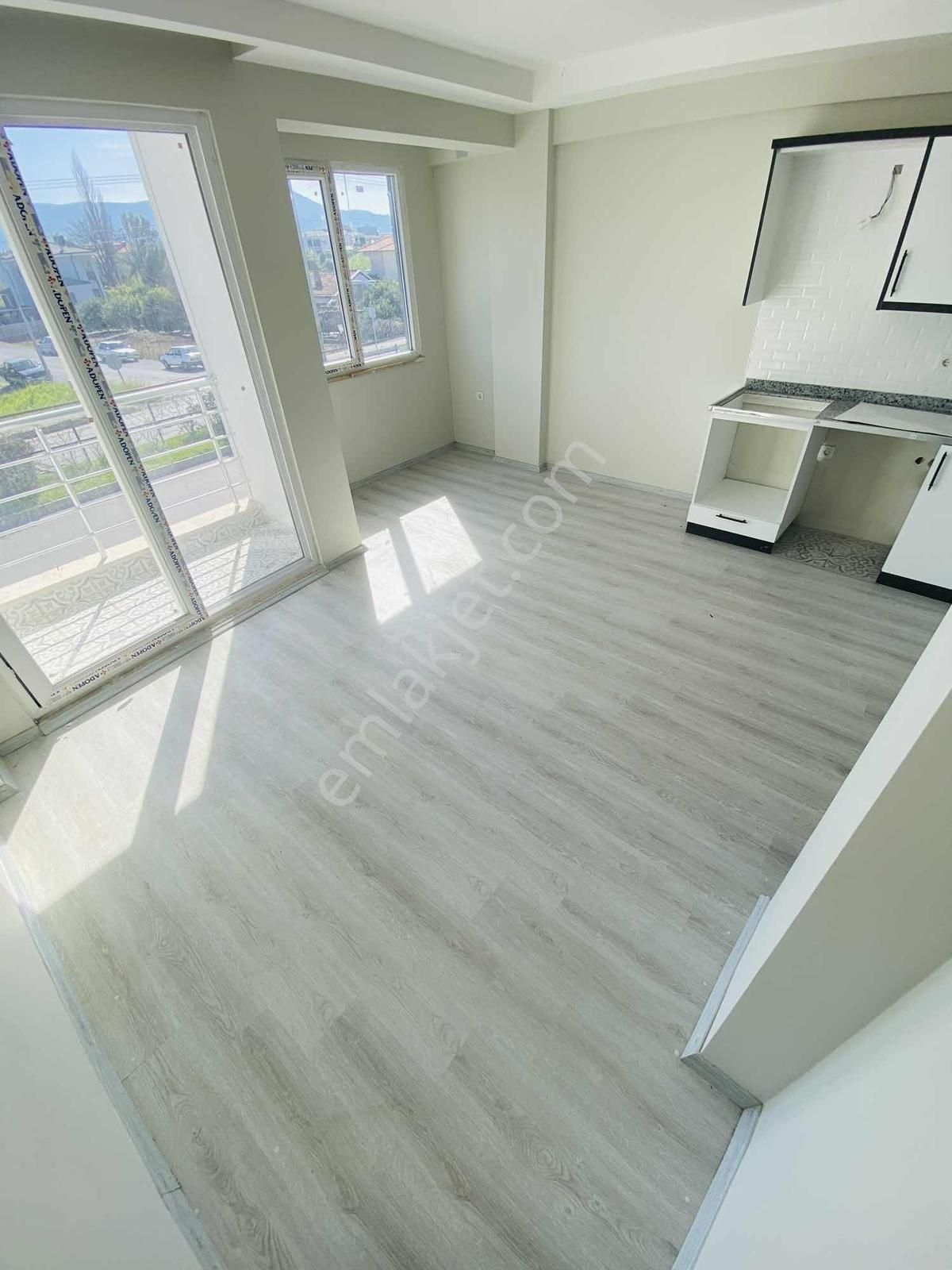 Dalaman Altıntas Ta Ana Cad. Üzeri Kiralık Sıfır Ara Kat - Görsel 12