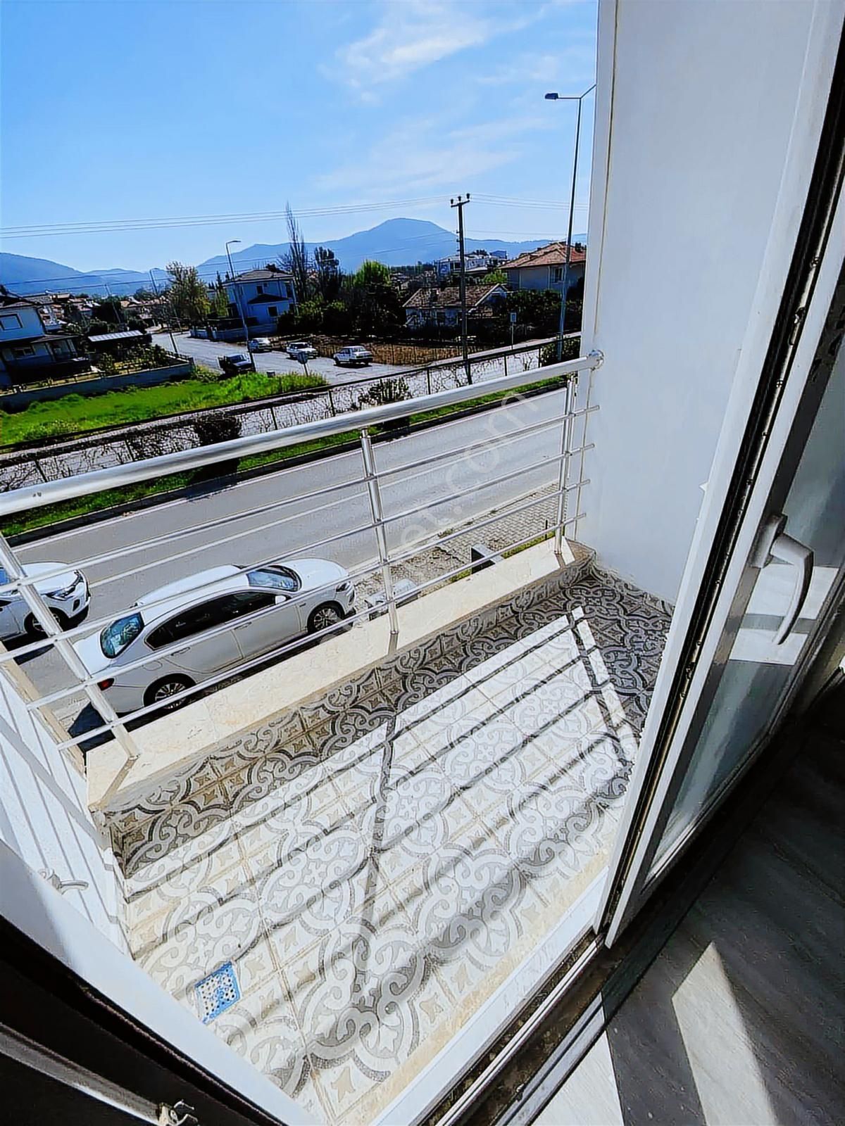 Dalaman Altıntas Ta Ana Cad. Üzeri Kiralık Sıfır Ara Kat - Görsel 11