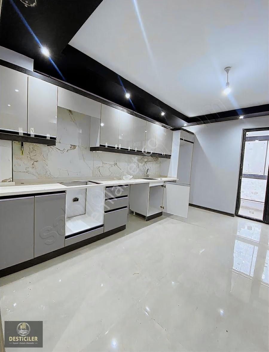 Au-çamlıcada Ebeveyn Banyolu Özel Garajlı 3+1 140m2 Lüx Daireler - Görsel 5