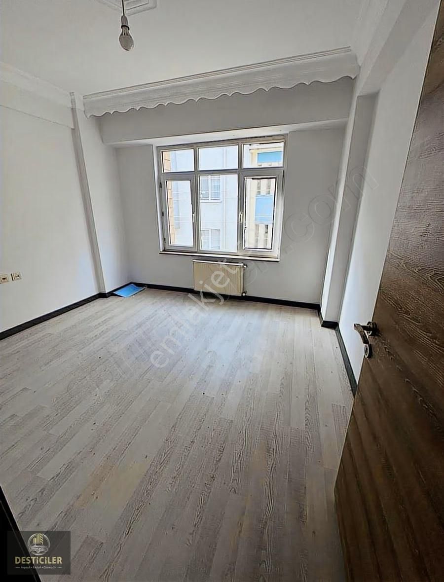 Md- Gökmeydan Mah. Köşe Bina Cumhuriyet Blv Yakını 3+1 Dublex - Görsel 11