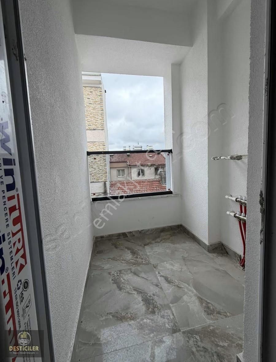 As-çamlıca Mah. Tombakzade Bulv. Yakını 2+0 Daire - Görsel 3