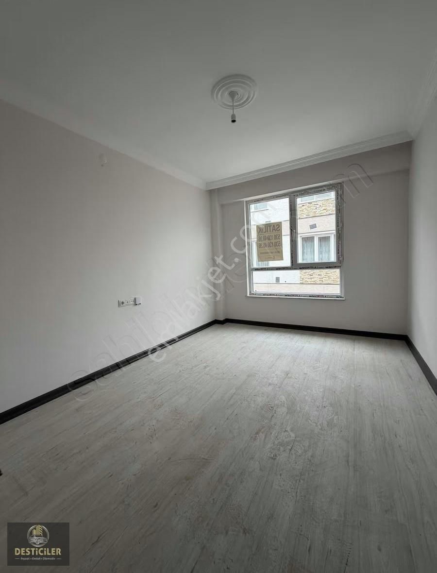 As-çamlıca Mah. Tombakzade Bulv. Yakını 2+0 Daire - Görsel 6