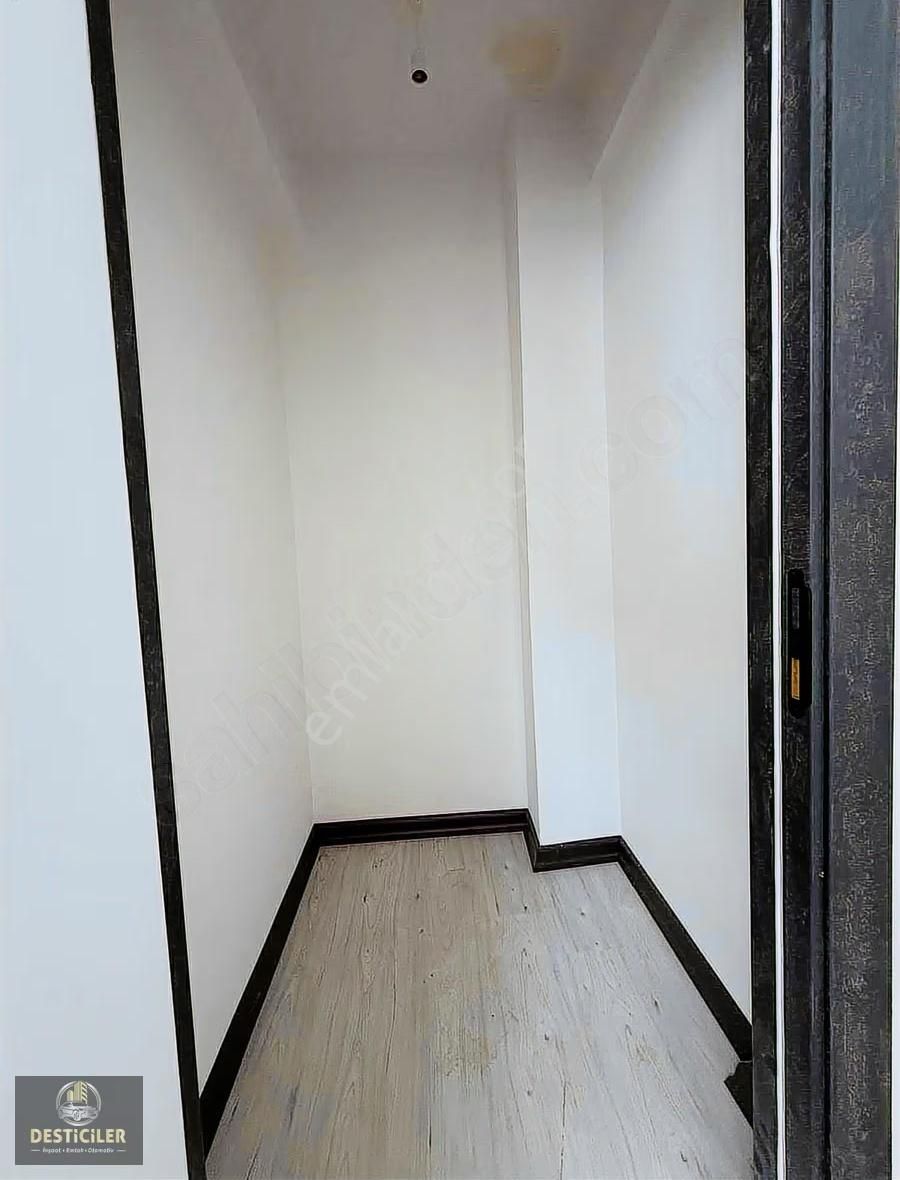 As-çamlıca Mah. Tombakzade Bulv. Yakını 2+0 Daire - Görsel 2