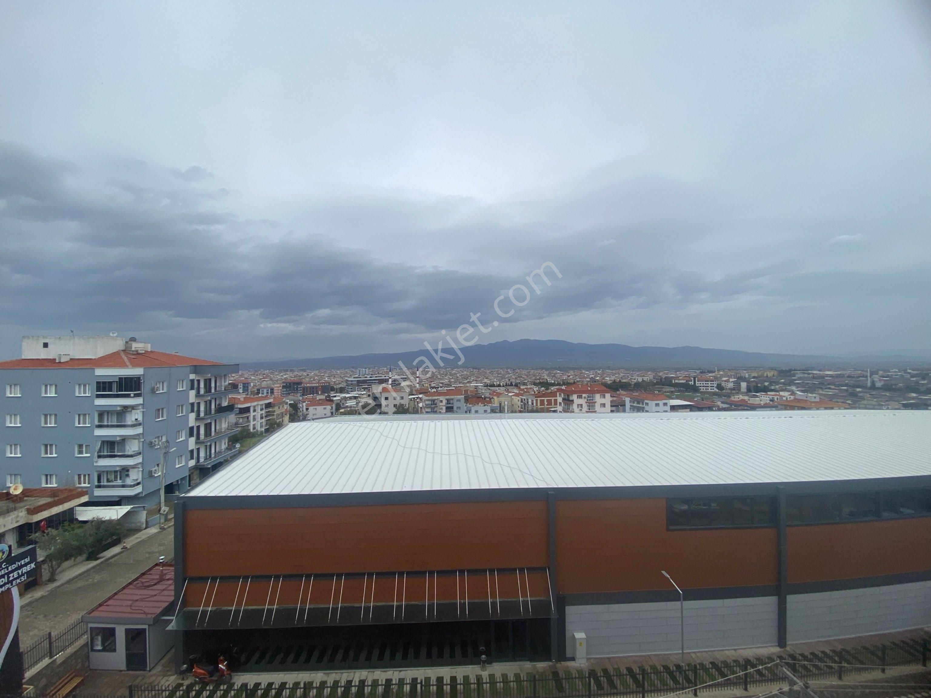 Selvilitepe’de Eşsiz Manzaraya Sahip 2+1 Daire - Görsel 17