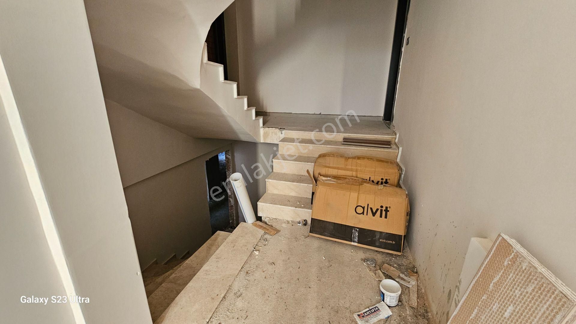 Göçmen Gayrimenkul'denturan Mah.3+1 Sıfır Lüks Arakat - Görsel 24