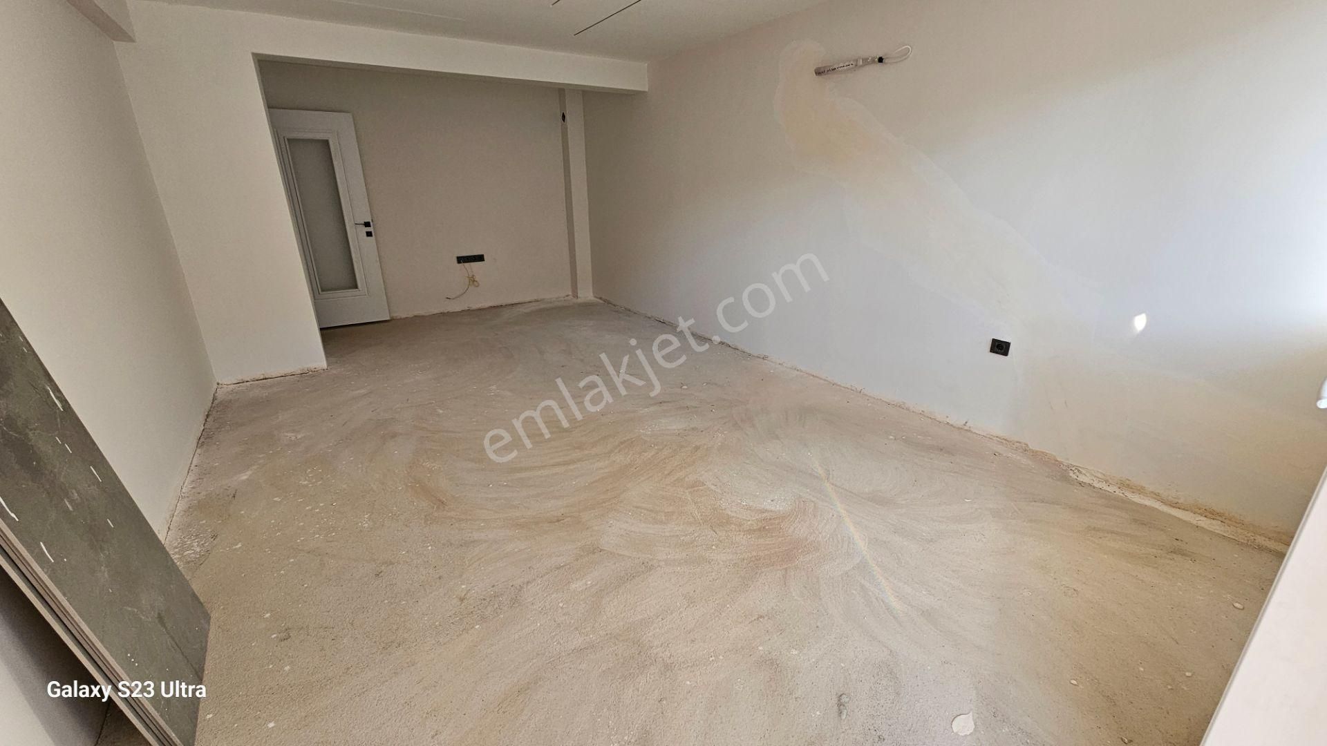 Göçmen Gayrimenkul'denturan Mah.3+1 Sıfır Lüks Arakat - Görsel 5