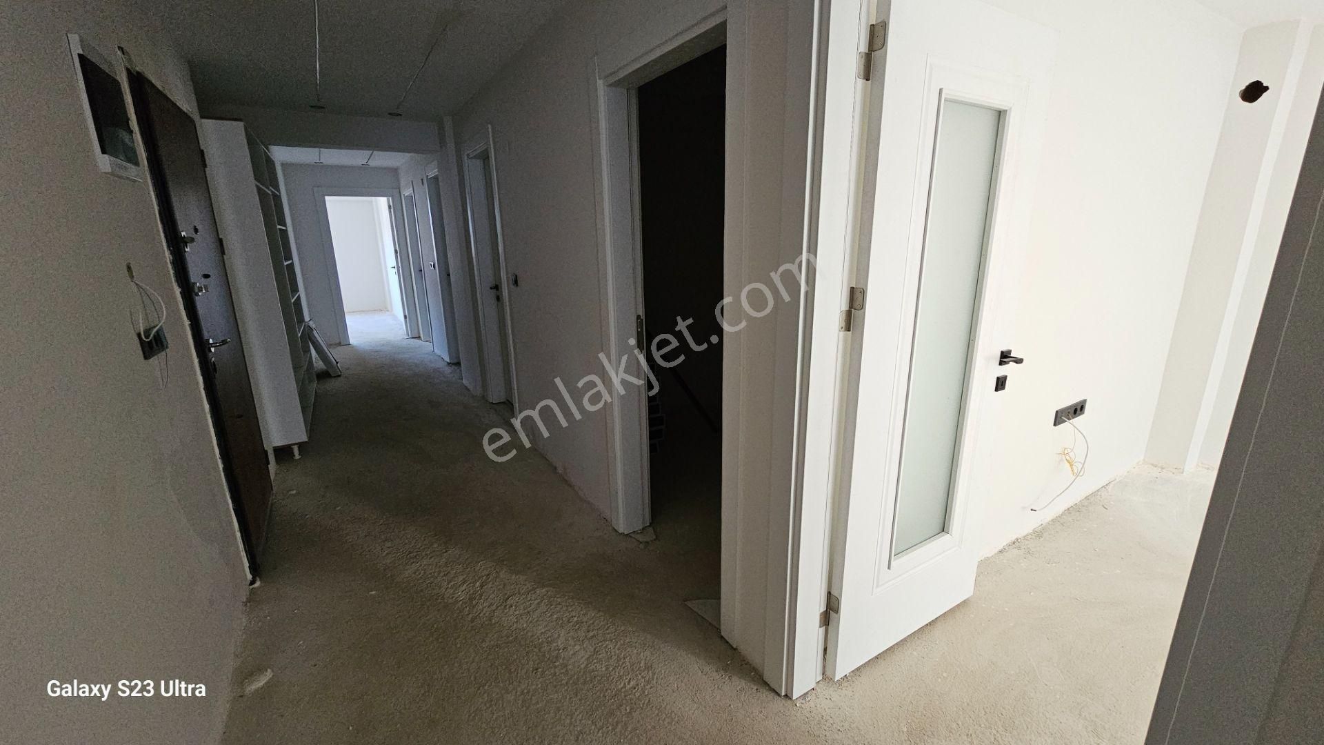 Göçmen Gayrimenkul'denturan Mah.3+1 Sıfır Lüks Arakat - Görsel 6