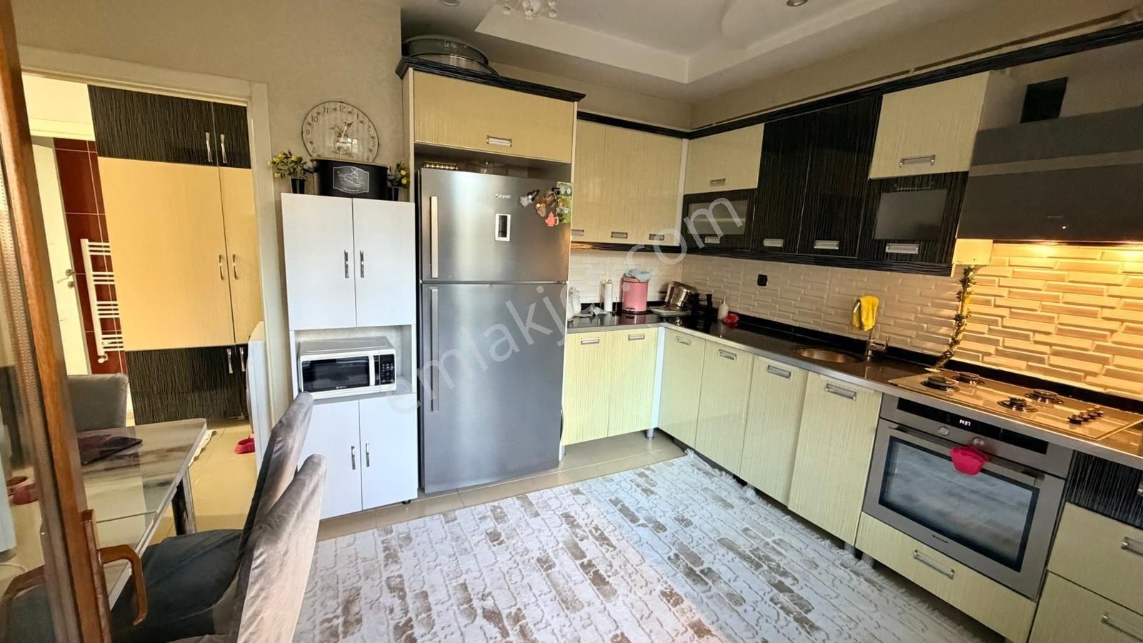 Bağcılar Öğretmenim Okulları Arkasında 2+1 Masraflı Satılık Daire  - Görsel 8