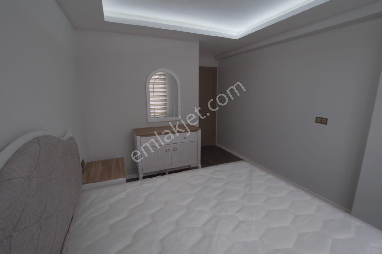Atatürk Bulv/2,5+1/full Eşyalı/tramvaya Komşu Lüx Kiralık - Görsel 6