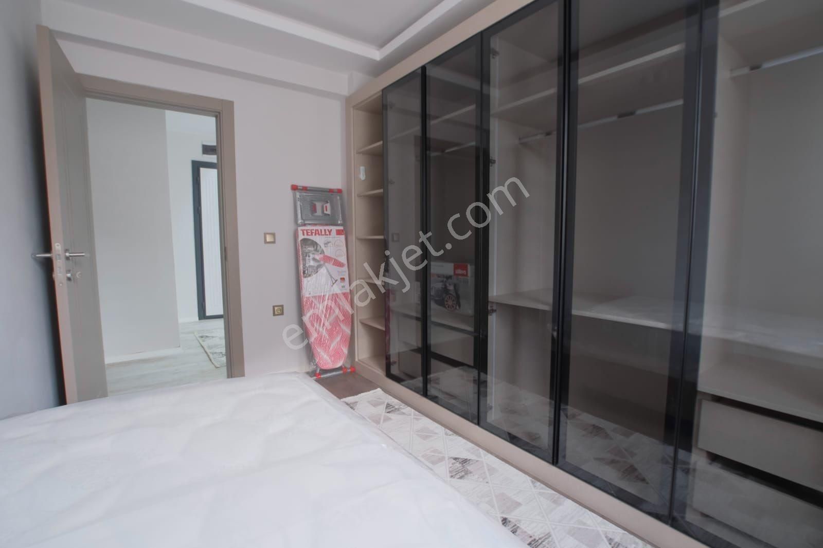 Atatürk Bulv/2,5+1/full Eşyalı/tramvaya Komşu Lüx Kiralık - Görsel 5