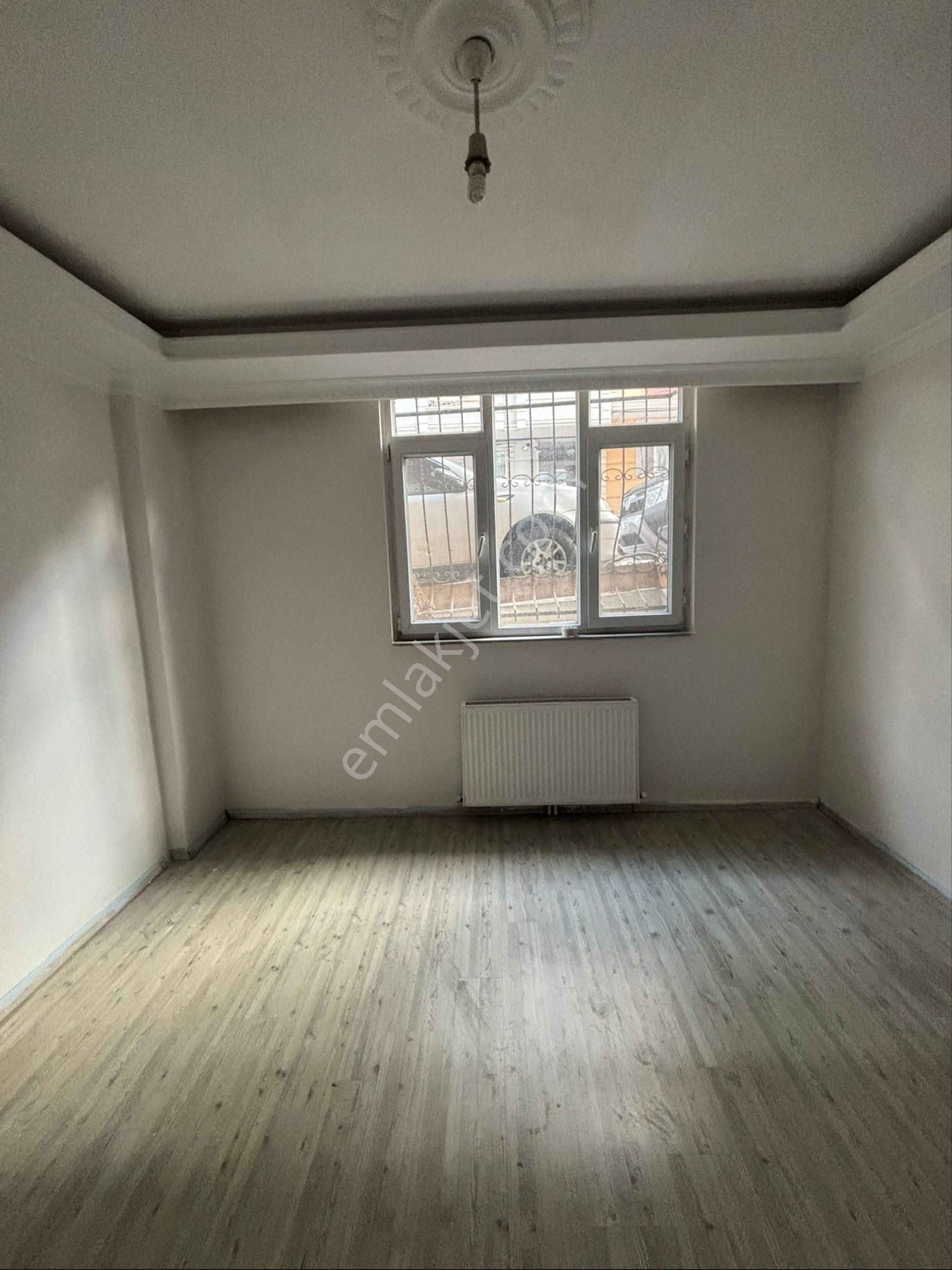 Kiralık Bahçeli Bahçe Katı