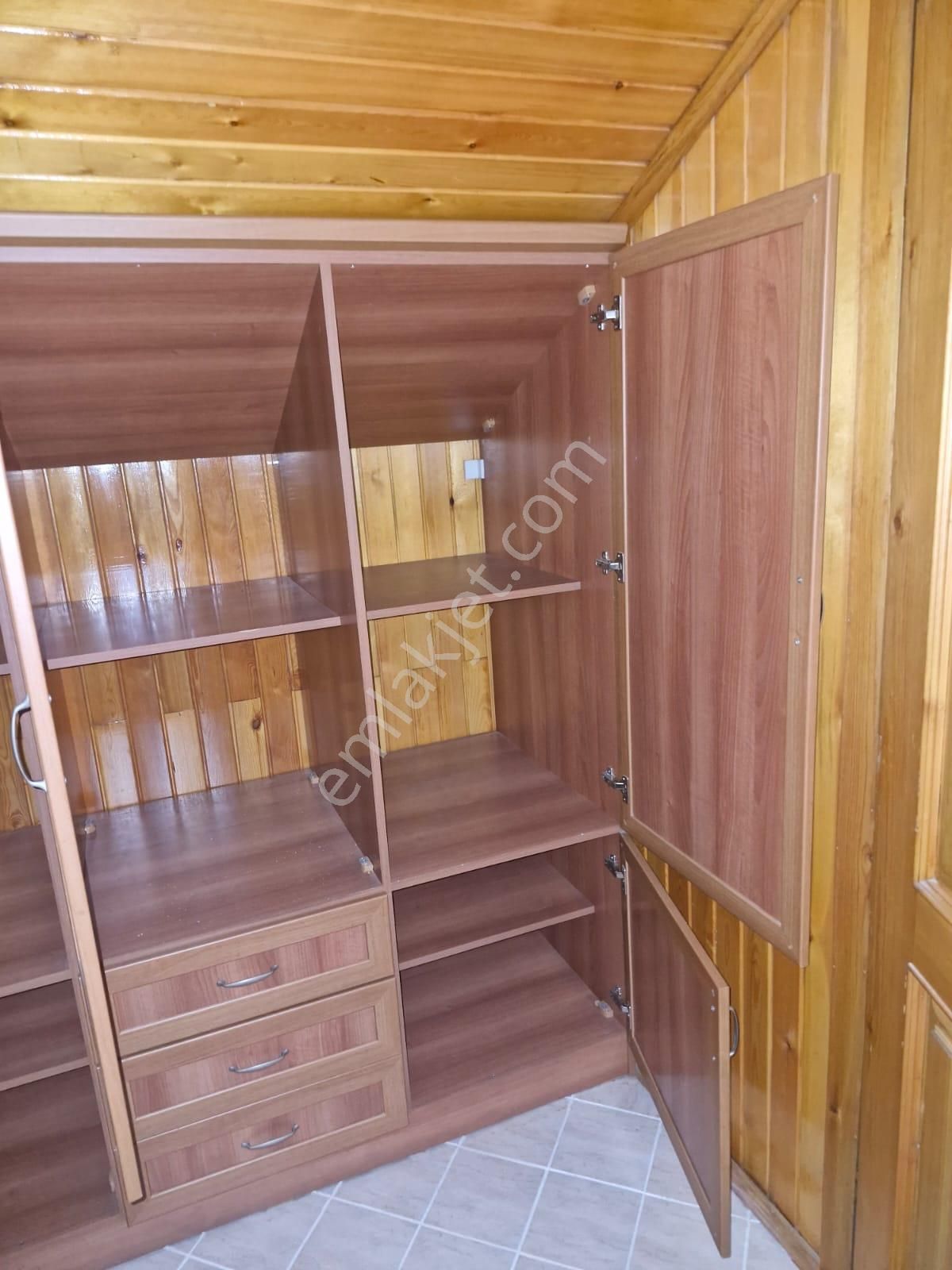 Seah Yürüme Mesafesinde 2+1 İçi Özel Lambiri Yapılı 100 M2 3. Kat Kiralık - Görsel 20