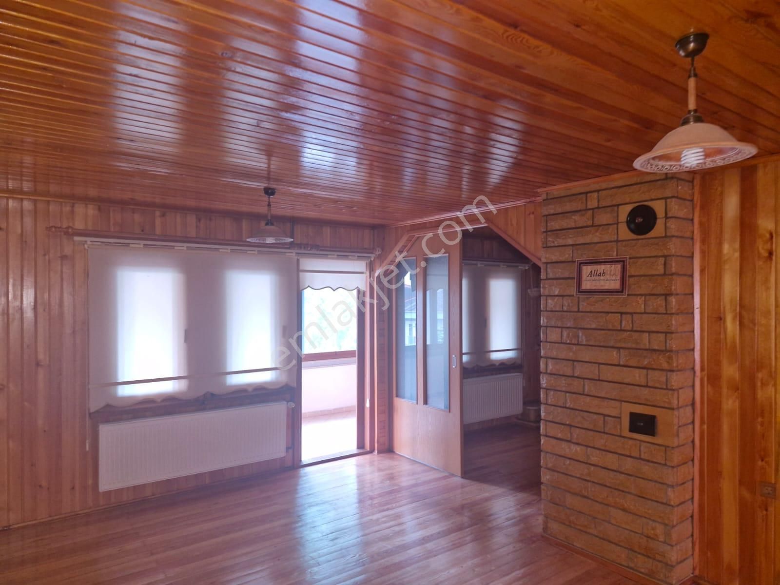 Seah Yürüme Mesafesinde 2+1 İçi Özel Lambiri Yapılı 100 M2 3. Kat Kiralık - Görsel 8
