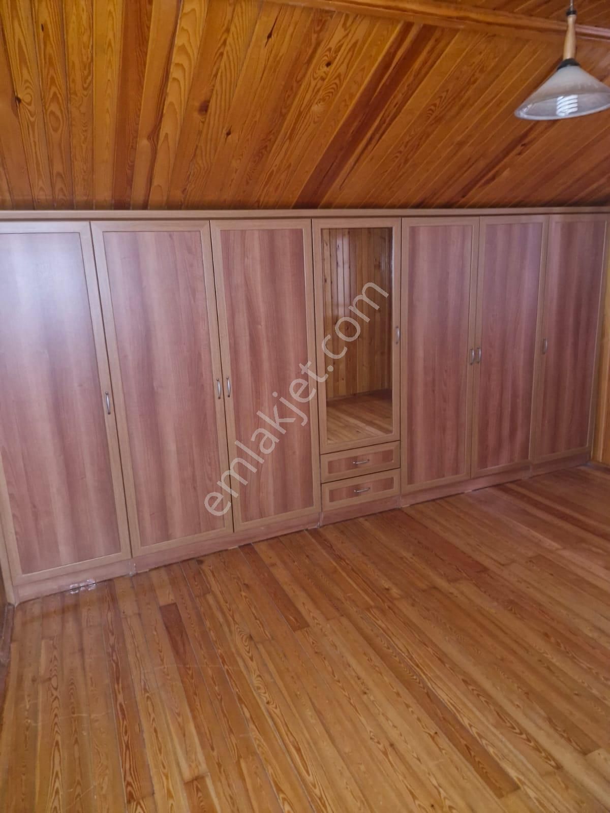 Seah Yürüme Mesafesinde 2+1 İçi Özel Lambiri Yapılı 100 M2 3. Kat Kiralık - Görsel 2