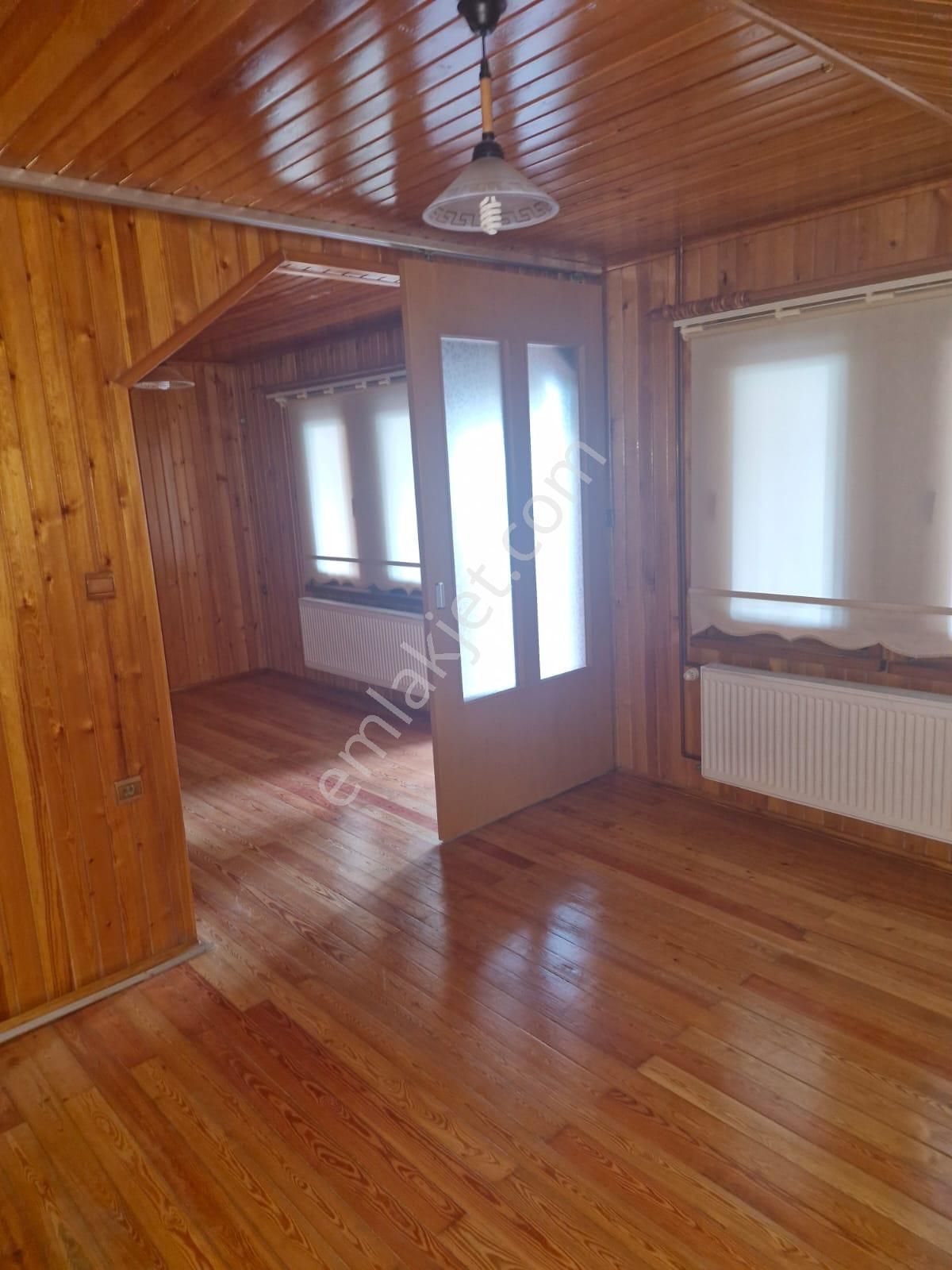 Seah Yürüme Mesafesinde 2+1 İçi Özel Lambiri Yapılı 100 M2 3. Kat Kiralık - Görsel 7