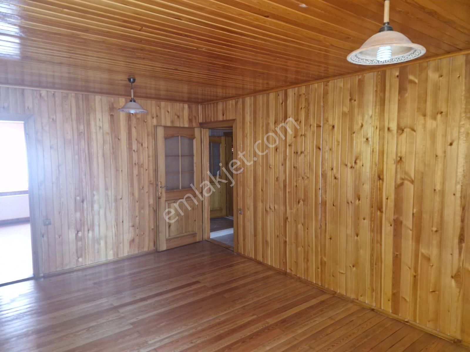 Seah Yürüme Mesafesinde 2+1 İçi Özel Lambiri Yapılı 100 M2 3. Kat Kiralık - Görsel 9