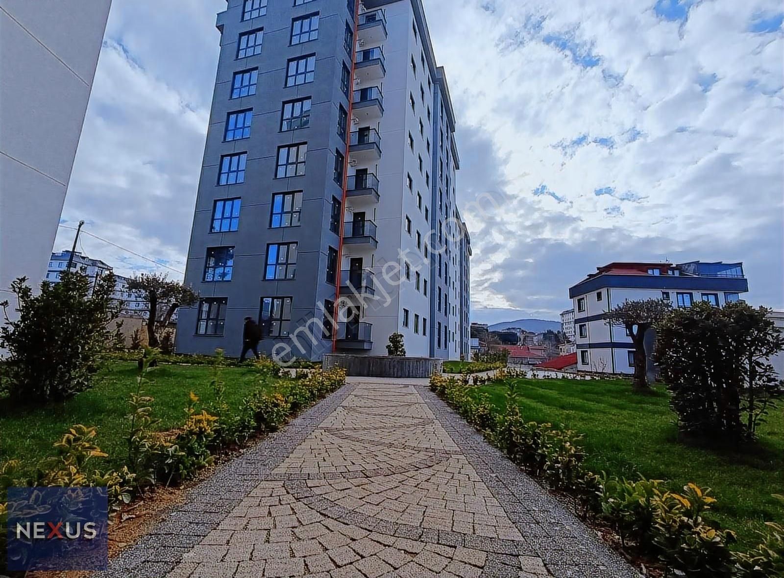 Sultanbeyli'de Saklı Bahçe Evleri Sitesinde Kiralık 3+1 Daire - Görsel 17