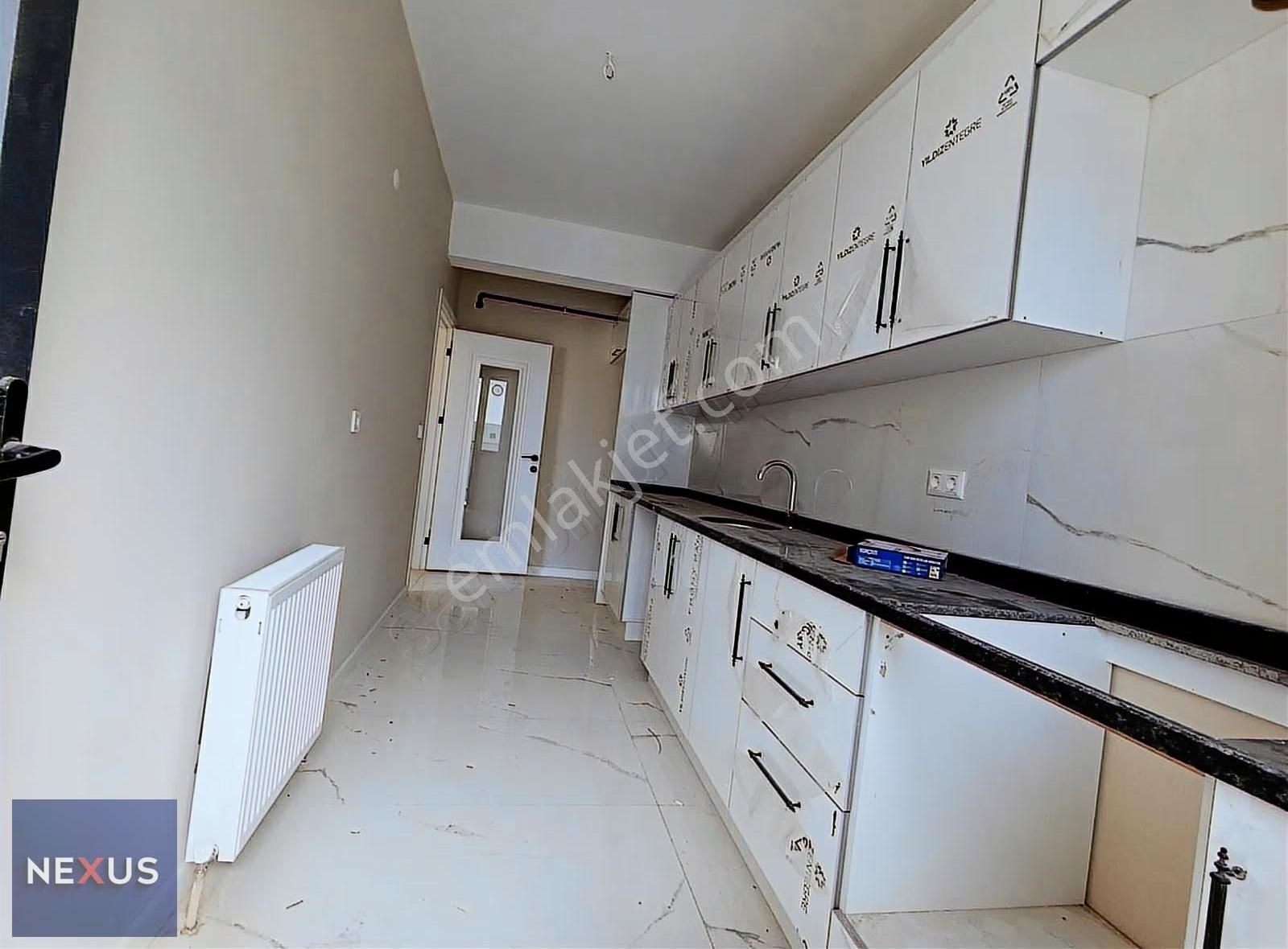 Sultanbeyli'de Saklı Bahçe Evleri Sitesinde Kiralık 3+1 Daire - Görsel 31