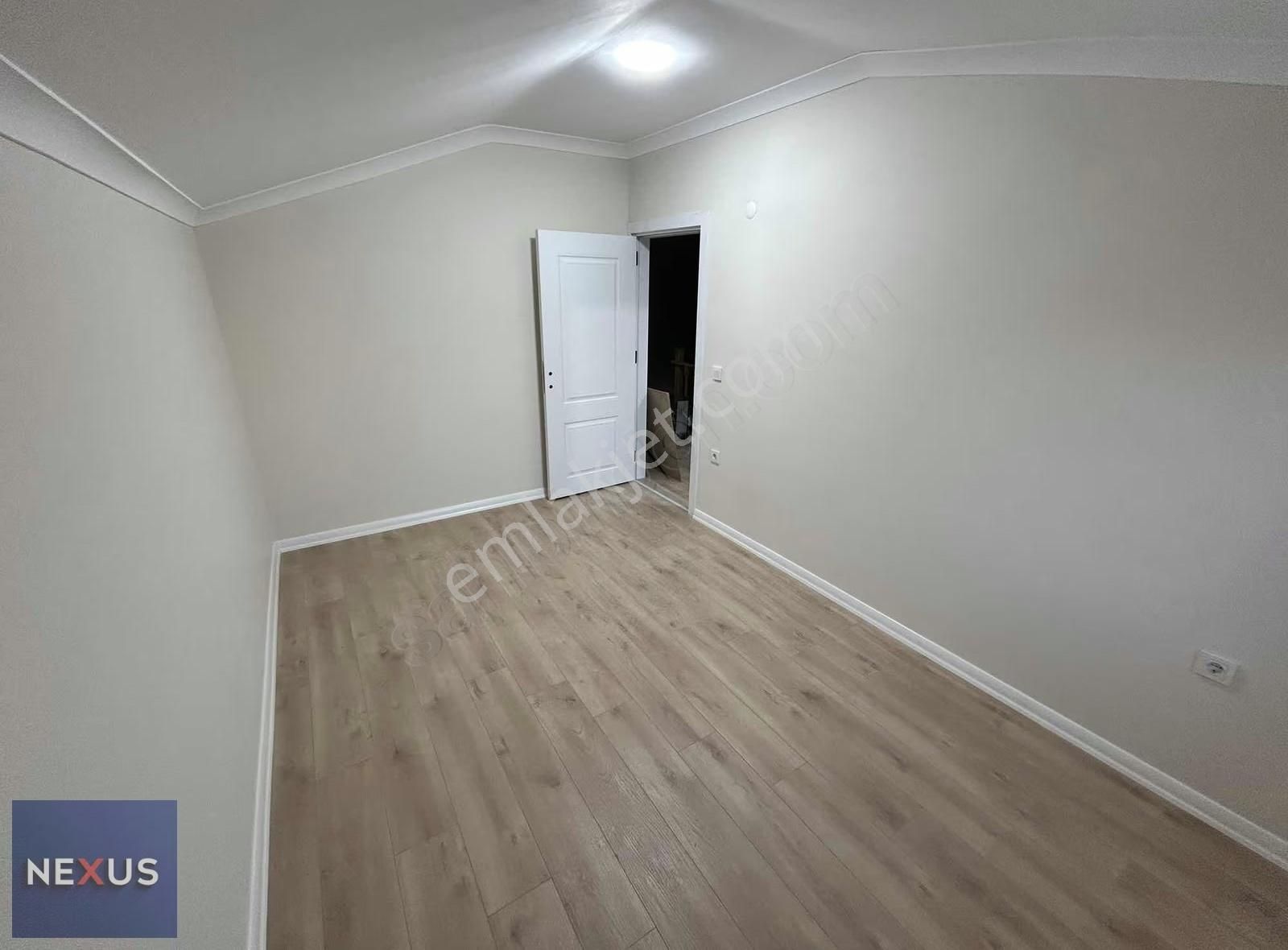 Sultanbeyli Merkezde 3+1 Satılık Üst Dubleks Daire - Görsel 9
