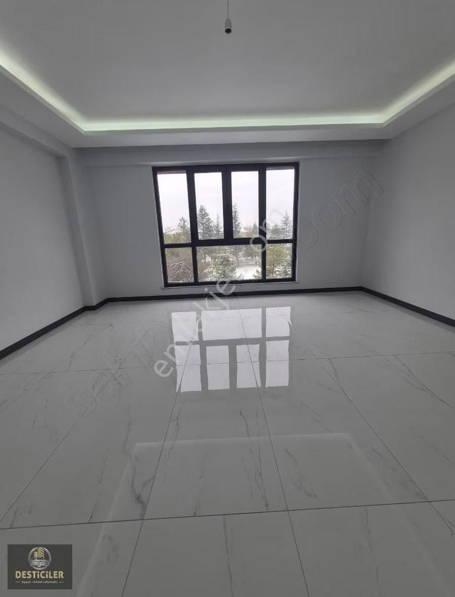 Hg-190 Şarhöyük Mah. Büyük Park Yanı Ö.garajlı Ebeveyn Banyo 3+1 - Görsel 14