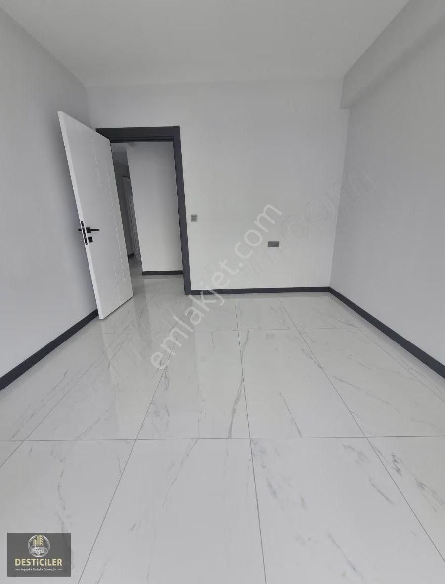 Hg-190 Şarhöyük Mah. Büyük Park Yanı Ö.garajlı Ebeveyn Banyo 3+1 - Görsel 18