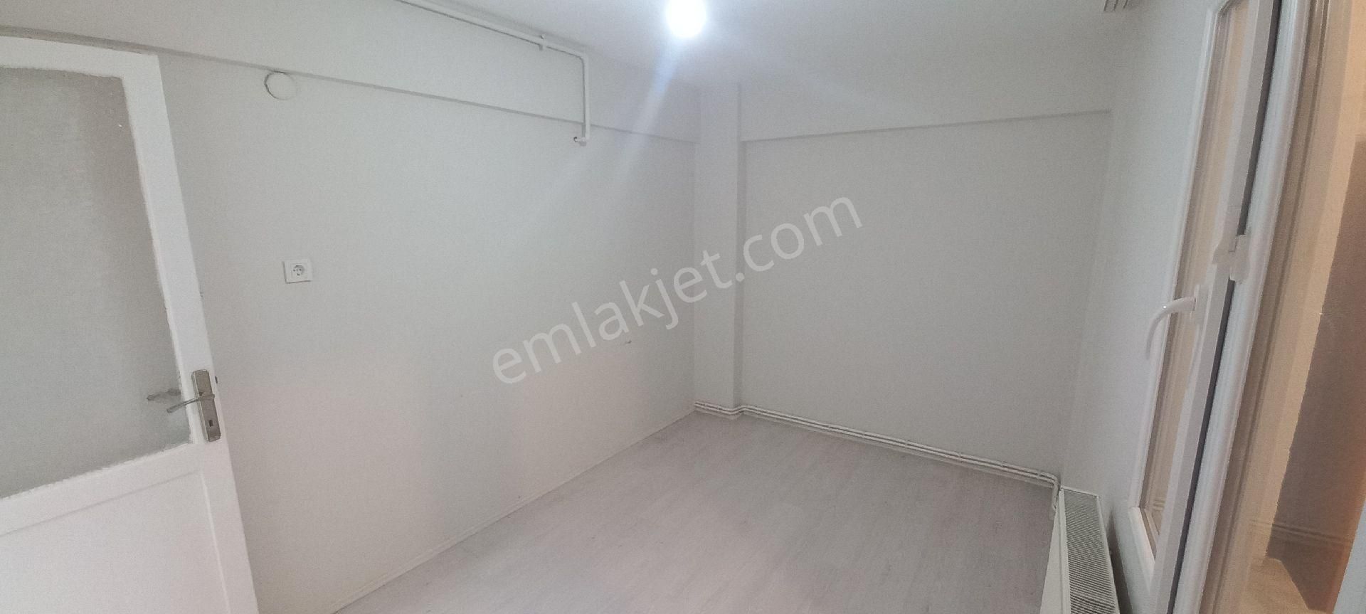 Haşim İşcan Caddesine 30 M Bölge Metroya 200 M Mesafede Doğalgaz Kombili 2+ 1 Kiralık Daire - Görsel 14