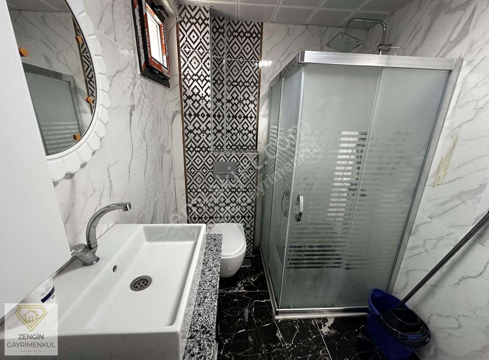 Foça'da Taşınmaya Hazır Köşe Konumlu Satılık Tripleks Villa - Görsel 21