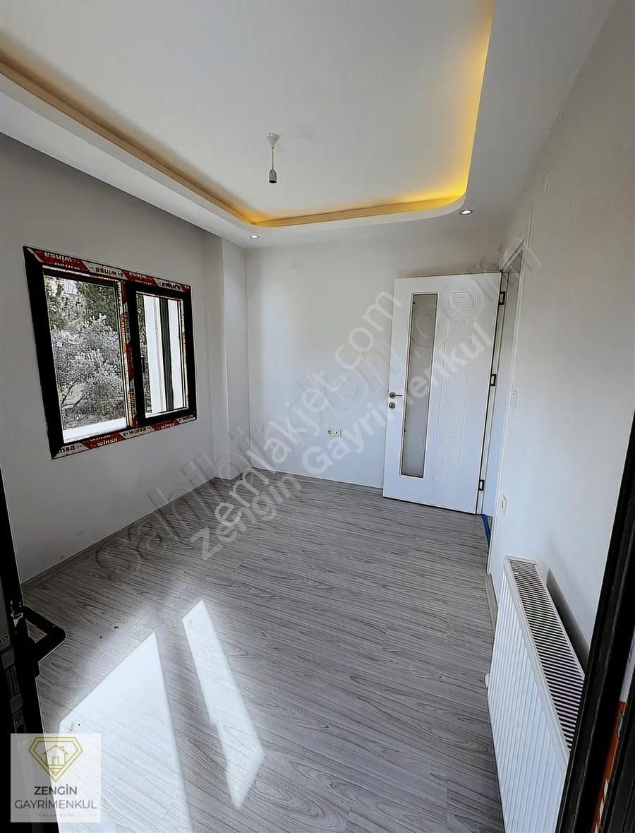 Foça'da Taşınmaya Hazır Köşe Konumlu Satılık Tripleks Villa - Görsel 20