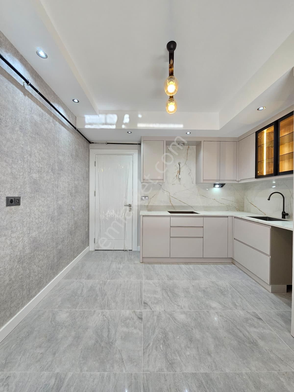 Denizli Bereketler Mahallesinde Harika Konumda Ebeveyn Banyolu Satılık Ultra Lüks Ara Kat Daireler - Görsel 14