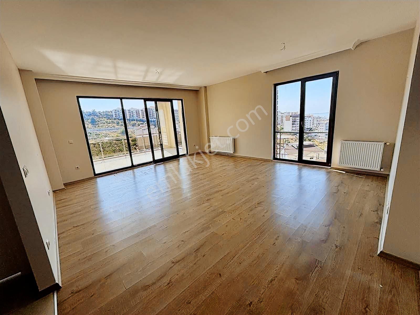 Bursa Mudanya Deniz Manzaralı Satılık 4+2 Dubleks Havuzlu Daire - Görsel 16