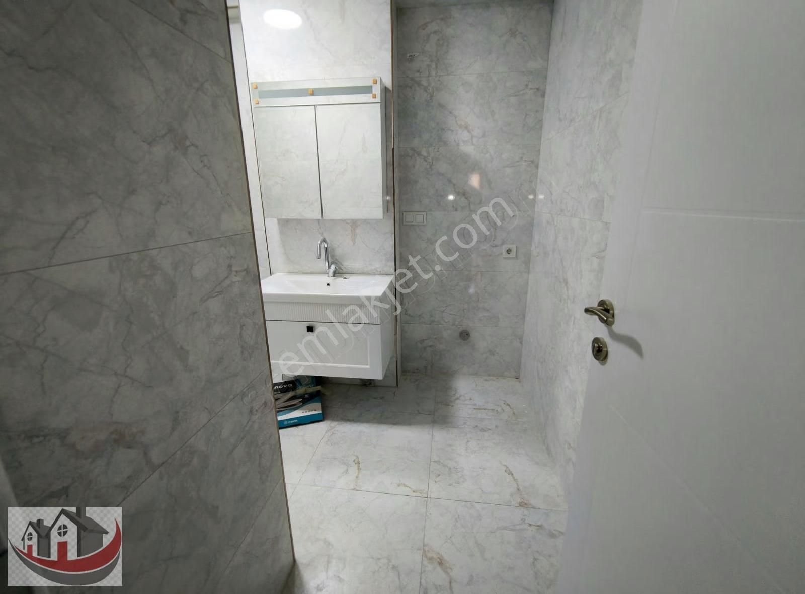 Güneyden Tapu Masrafı Yok 3+1.115m2 Balkonlu Lüks Daire - Görsel 27