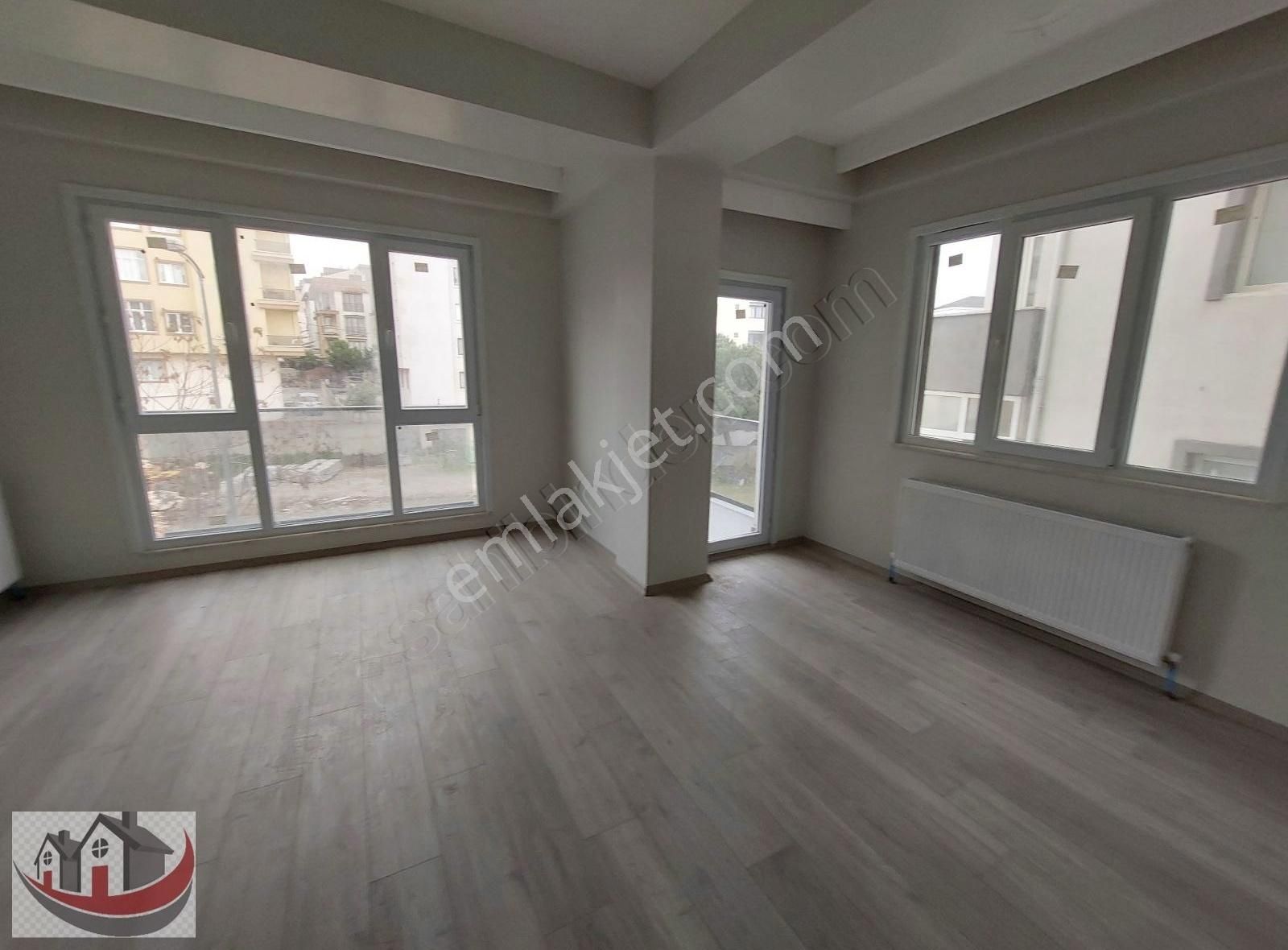 Güneyden Metroya 5 Dakika Yürüme Sıfır 2+1.85m2 Arakat Daire - Görsel 22