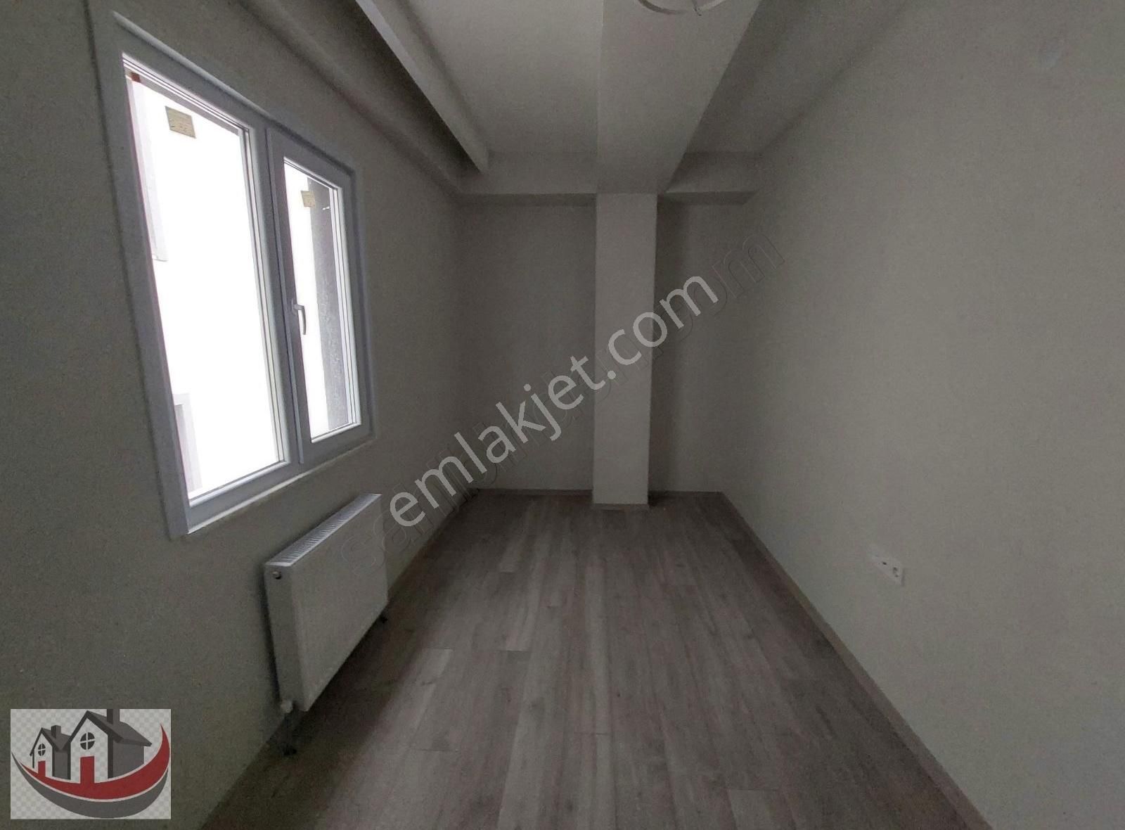 Güneyden Metroya 5 Dakika Yürüme Sıfır 2+1.85m2 Arakat Daire - Görsel 7