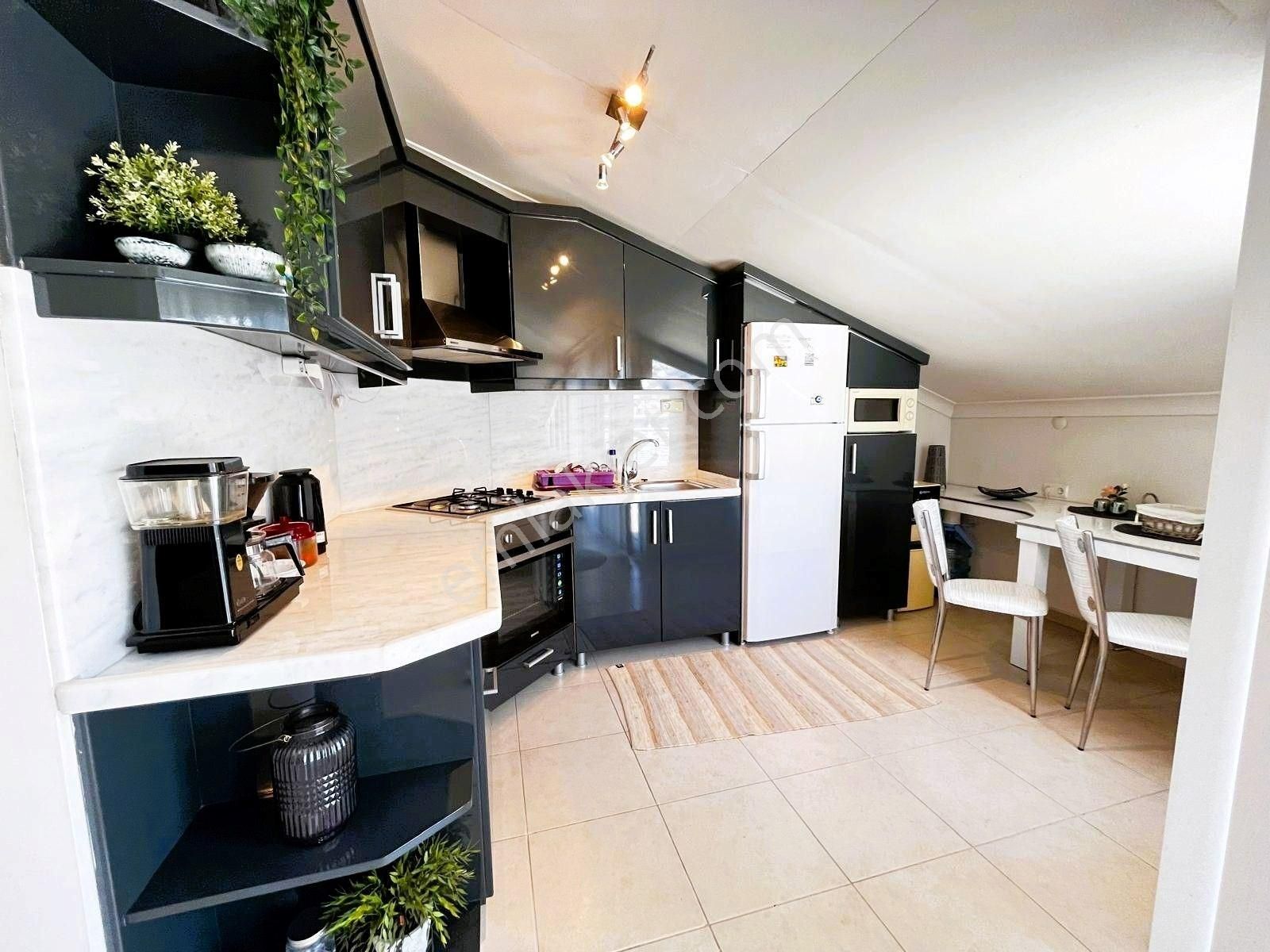 Alanya Güllerpinarı’nda | Denize 100 M | Aynı Binada 2 Daire Satılık - Görsel 11