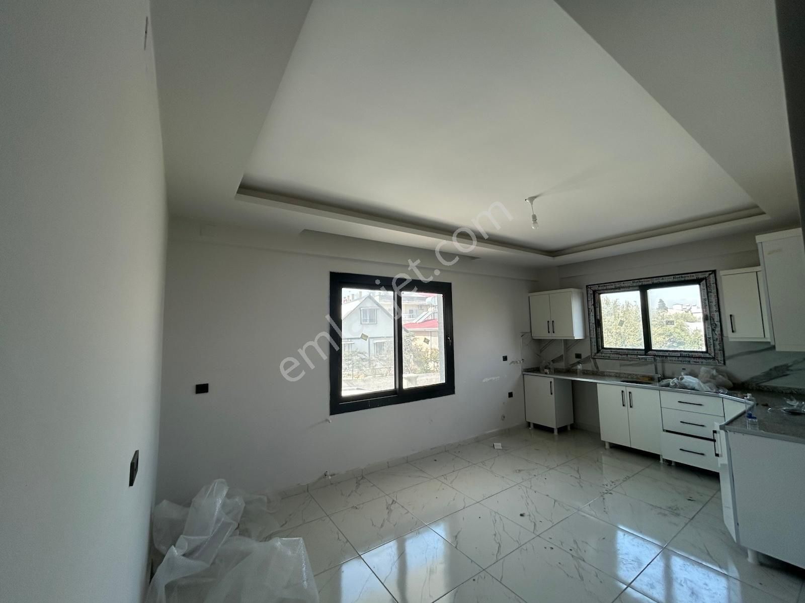 Thor'dan Akdeniz Hürriyet Mah Kazanlı İlkokul Civarı Satılık 2+1 - Görsel 23