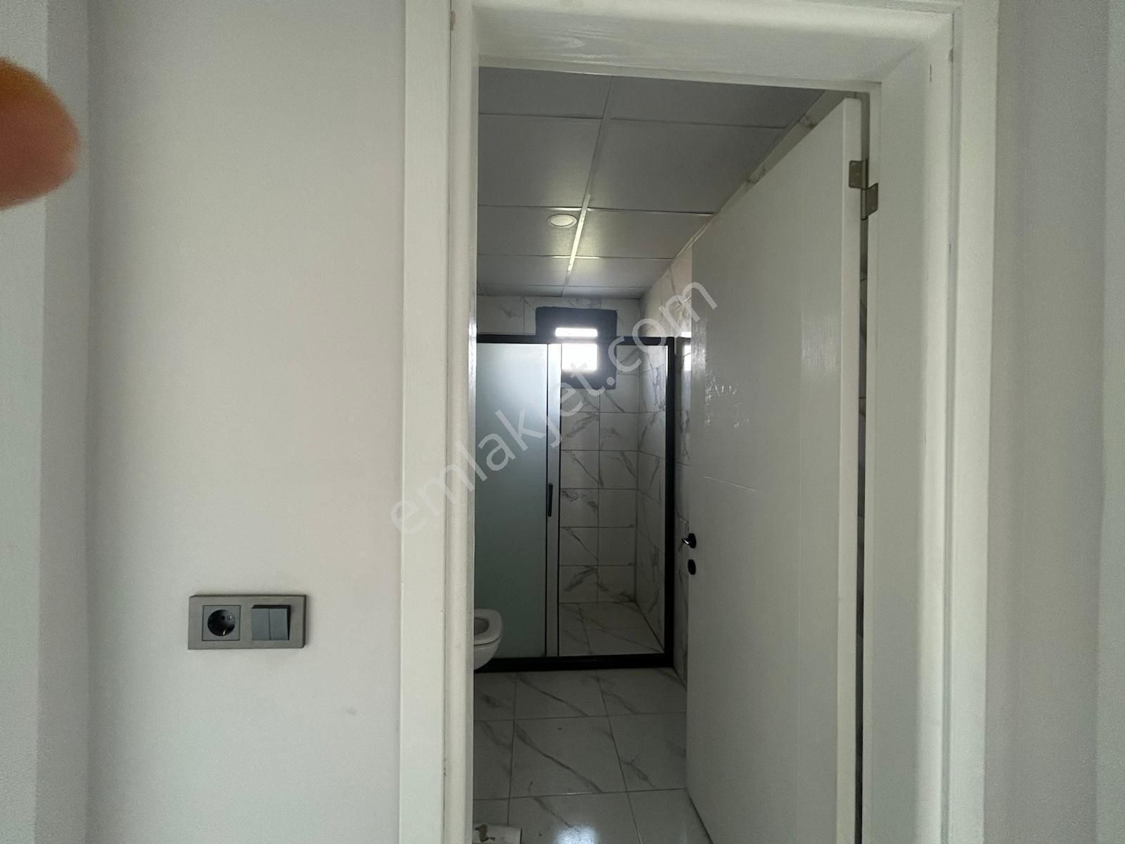 Thor'dan Akdeniz Hürriyet Mah Kazanlı İlkokul Civarı Satılık 2+1 - Görsel 19