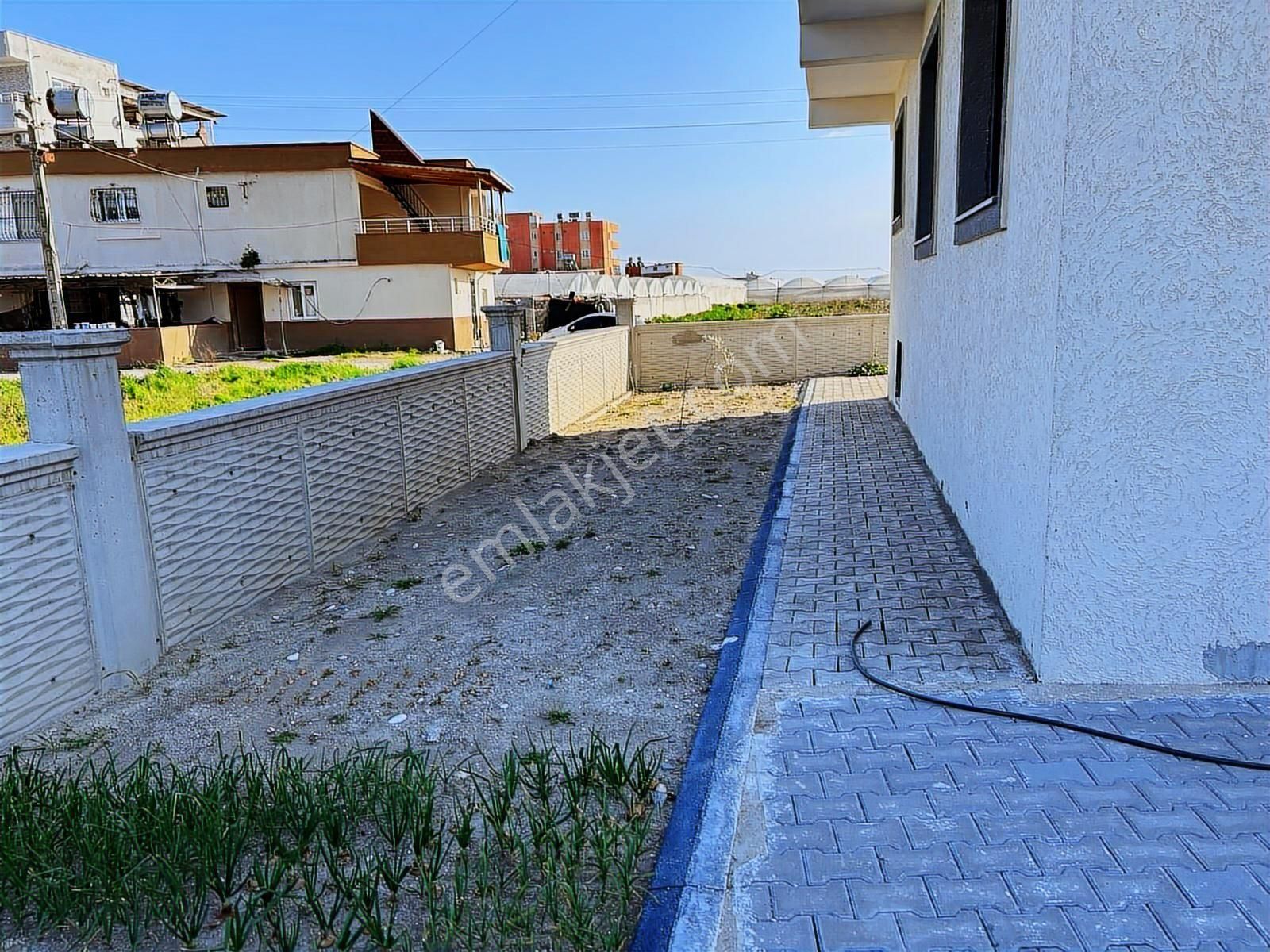 Thor'dan Akdeniz Hürriyet Mah Kazanlı İlkokul Civarı Satılık 2+1 - Görsel 9