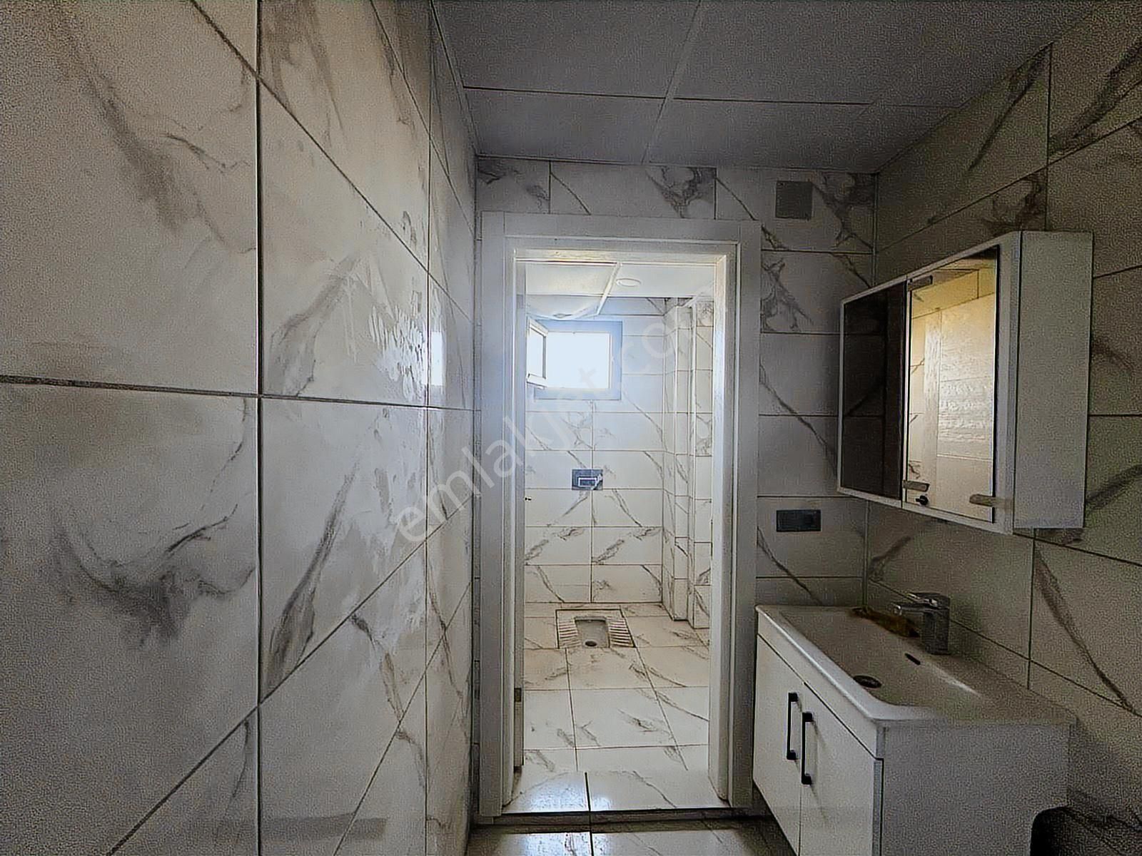 Thor'dan Akdeniz Hürriyet Mah Kazanlı İlkokul Civarı Satılık 2+1 - Görsel 16