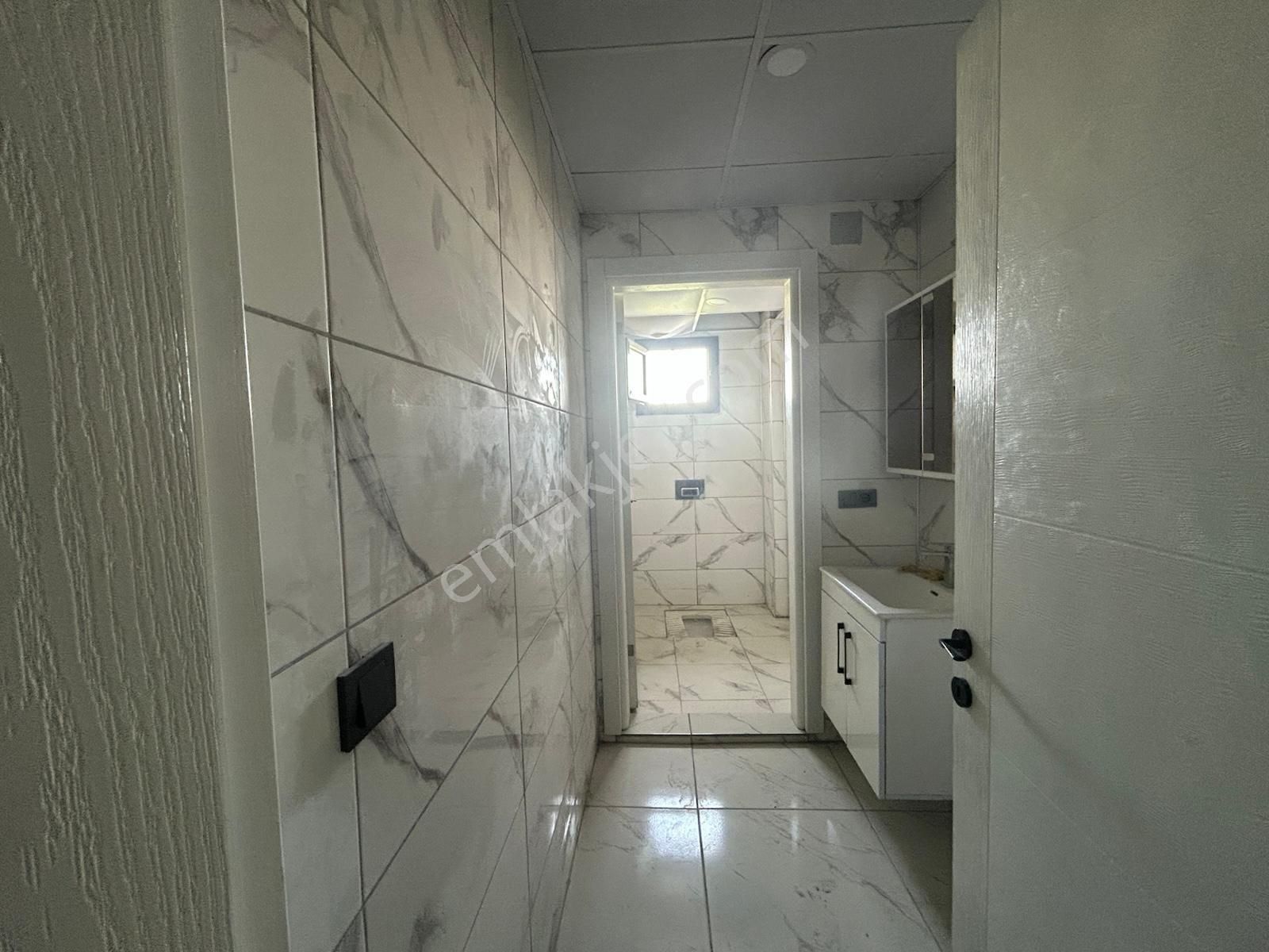 Thor'dan Akdeniz Hürriyet Mah Kazanlı İlkokul Civarı Satılık 2+1 - Görsel 28