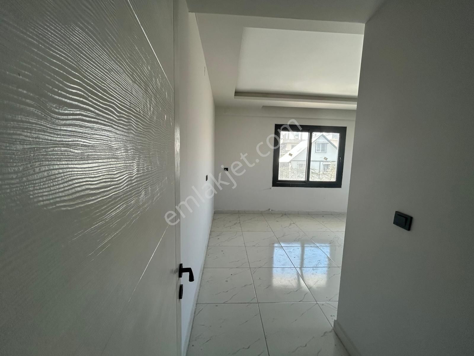 Thor'dan Akdeniz Hürriyet Mah Kazanlı İlkokul Civarı Satılık 2+1 - Görsel 13