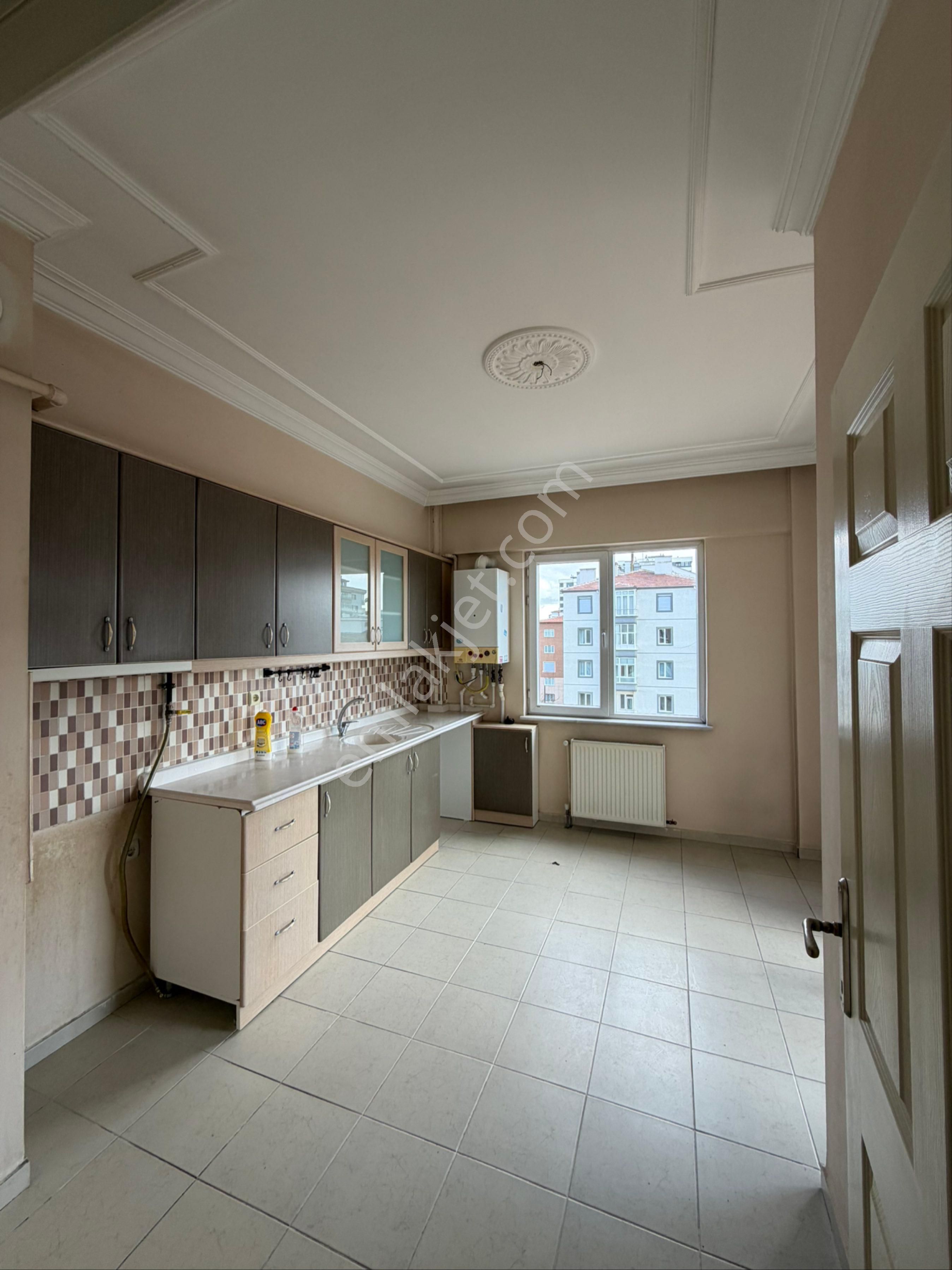 Tuna Life’a Yakın 3+1 Geniş Daire